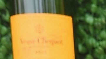 Danny Masterson en un evento de Veuve Clicquot.