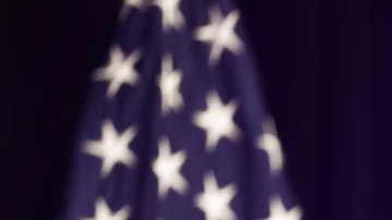 Donald Trump vislumbra una ola de despidos en el sector automotriz conforme aumente la fabricación de unidades eléctricas