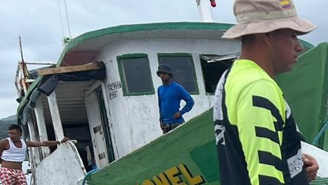 Rescataron a 60 migrantes abandonados por coyotes en el Caribe de Panamá
