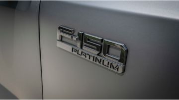 Ford F-150 Lightning Platinum Black Edition