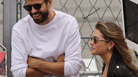 Gerard Piqué y Clara Chía Martí en Grand Prix de Cataluya.