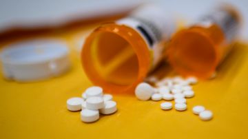 Alertan de aumento de muertes por sobredosis de pastillas falsas, muchas contaminadas con fentanilo