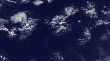 El huracán Lee pierde fuerza y ya es categoría 1, pero avanza de forma peligrosa hacia Nueva Inglaterra