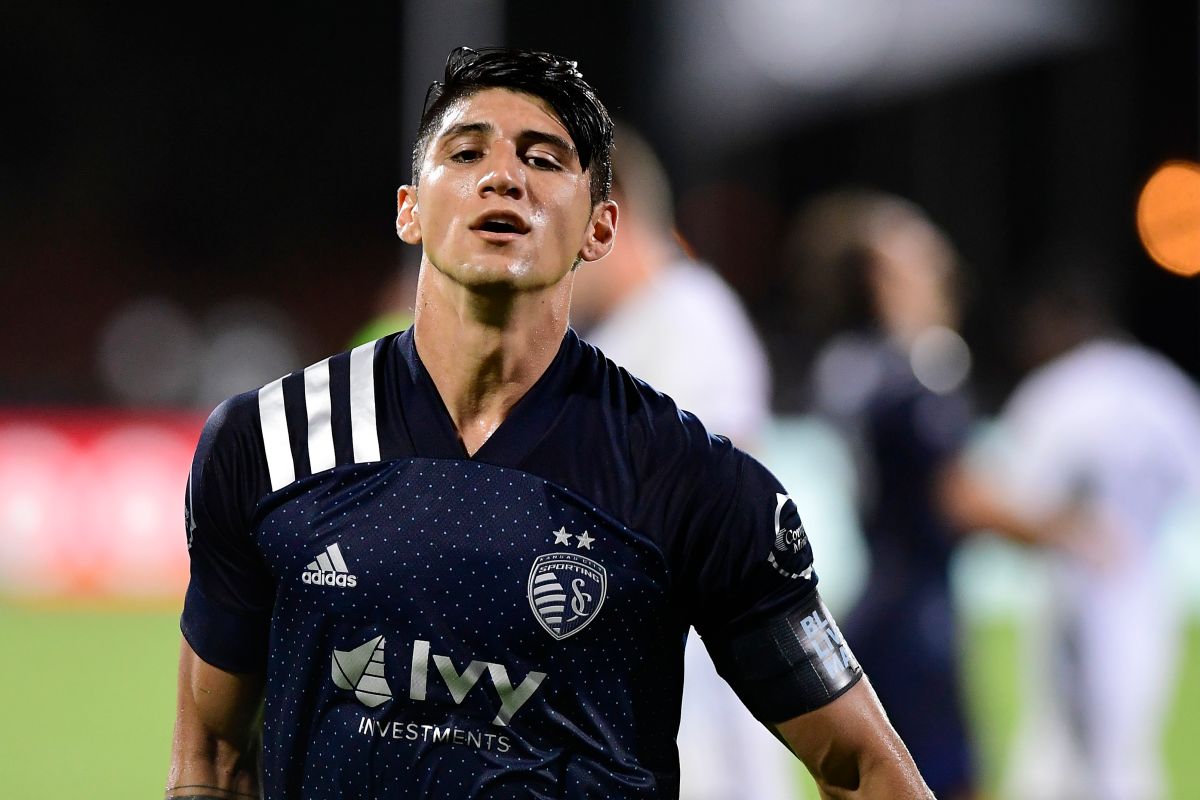 Alan Pulido, estelar futbolista del Sporting Kansas City.