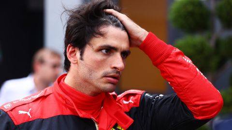 Carlos Sainz quedó tercero en el premio de Italia y cazó a los ladrones.