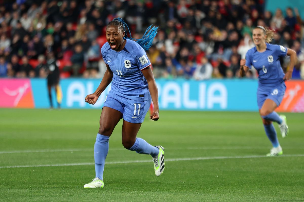 Kadidiatou Diani también juega para la selección de Francia. Foto: Cameron Spencer / Getty Images.