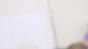 USCIS puede enfrentar demandas civiles por retrasar procesos migratorios sin motivo.