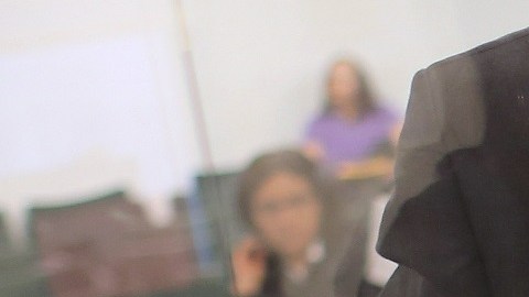 USCIS puede enfrentar demandas civiles por retrasar procesos migratorios sin motivo.