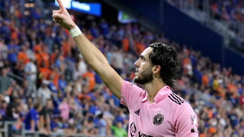 Leonardo Campana fue el héroe de Miami con dos goles.
