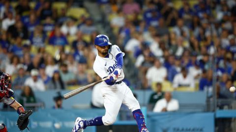 El jugador de los Dodgers de los Ángeles tuvo un gran mes de agosto a la ofensiva y ayudó al equipo californiano a sacar una gran diferencia en su división