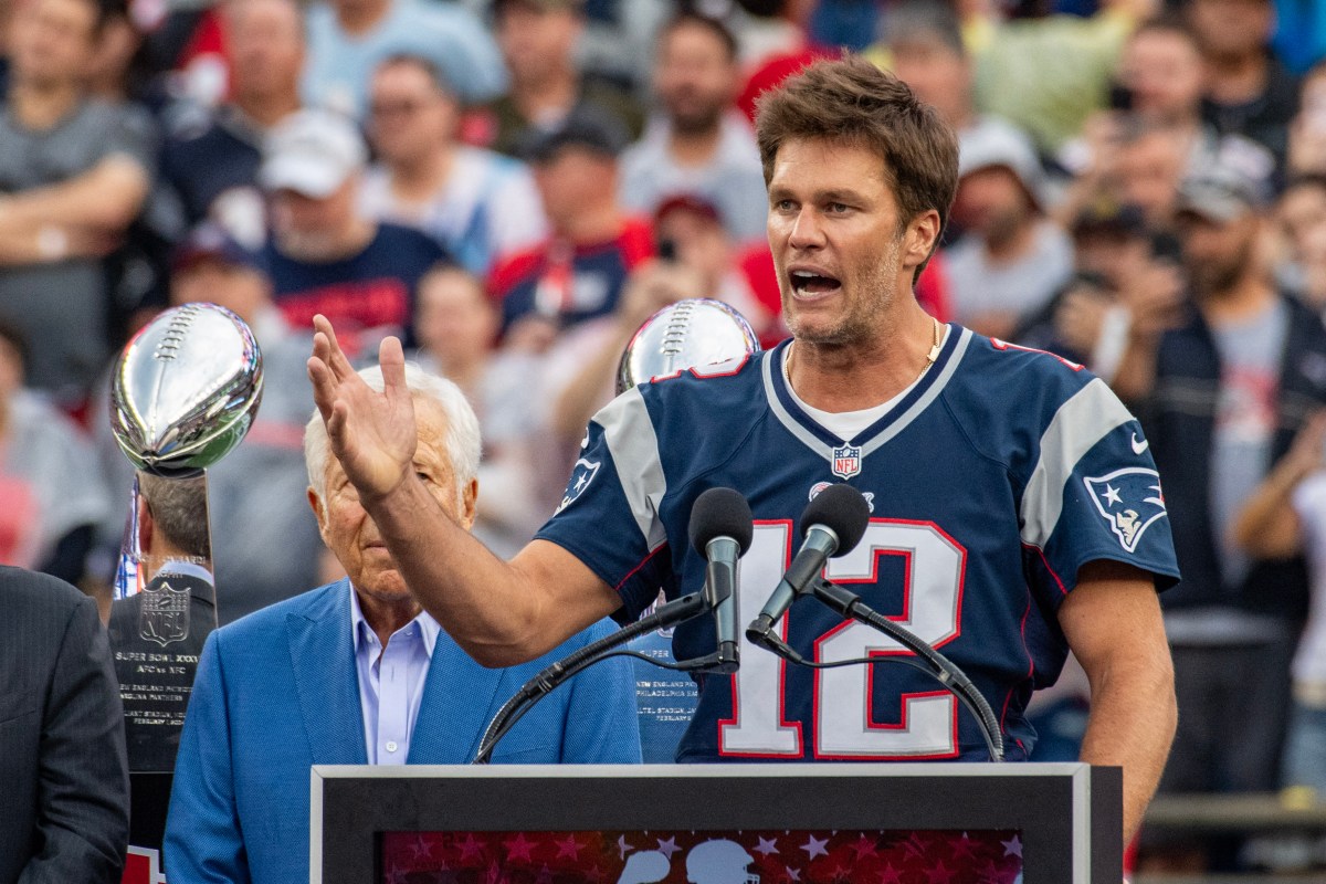 La leyenda Tom Brady homenajeado por los New England Patriots: 