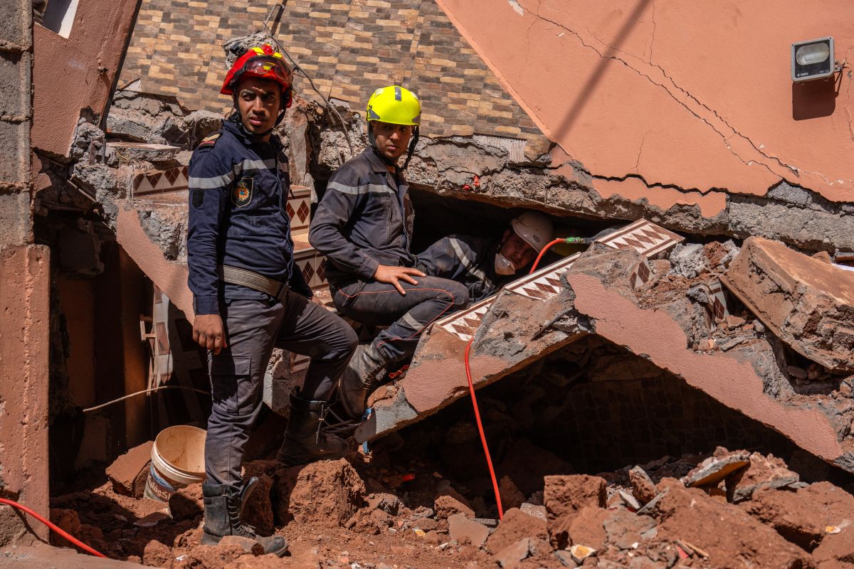 Avanzan labores de rescate en Marruecos con incorporación de equipos internacionales; reportan más de 4,000 víctimas