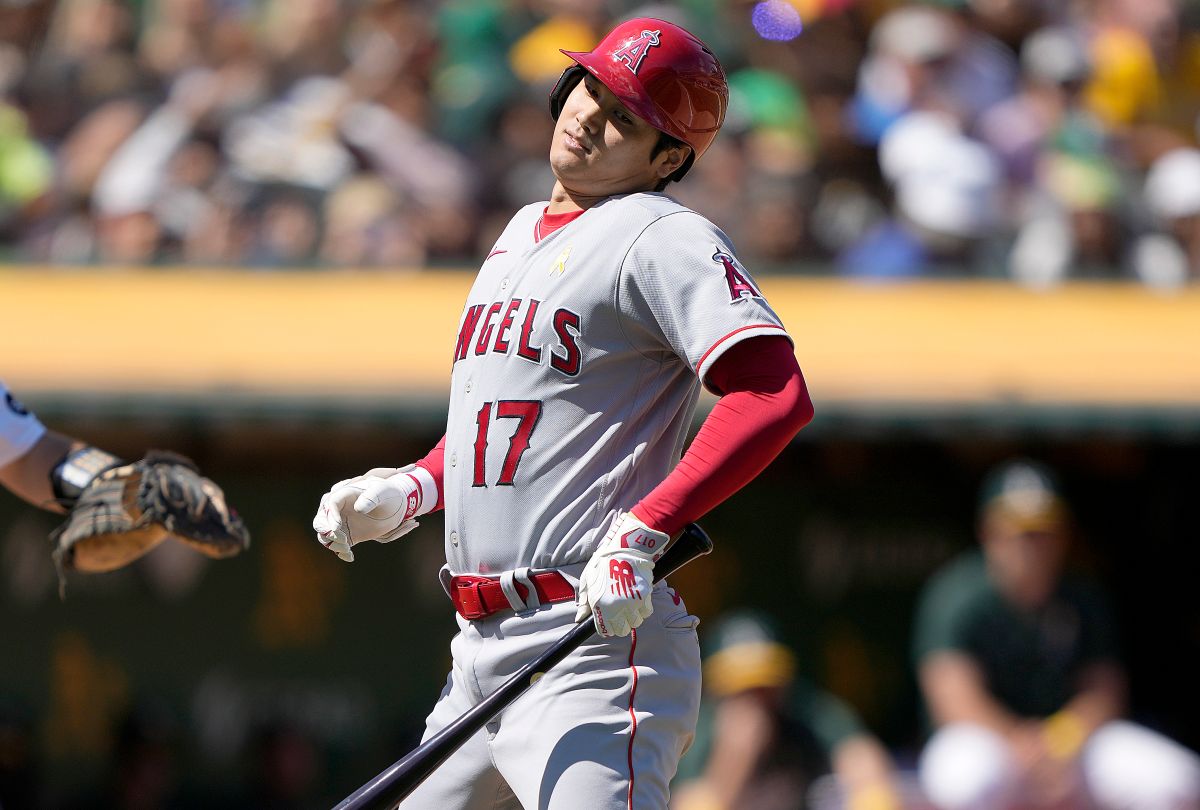 Shohei Ohtani was removed from the lineup due to physical discomfort