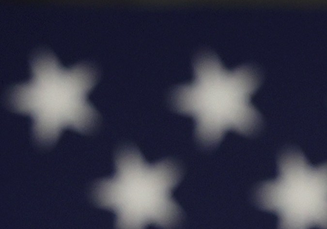 Biden contrastó su plan para la economía con los recortes de gastos que quieren imponer los republicanos del Congreso.