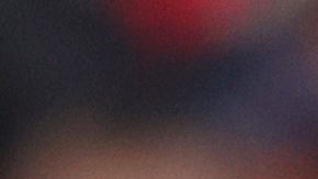 Los New England Patriots homenajearon en septiembre a la leyenda Tom Brady (d).