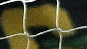 Guillermo Ochoa con los colores del Salernitana.