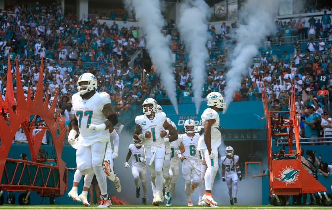 Miami Dolphins en el Hard Rock Stadium. Foto: Carmen Mandato/Getty Images.