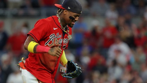 Ronald Acuña es el latino que más jerseys vende en la MLB.