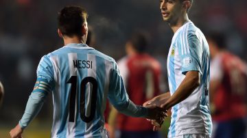 Messi y Javier Pastore vistiendo los colores de Argentina en la Copa América 2015.