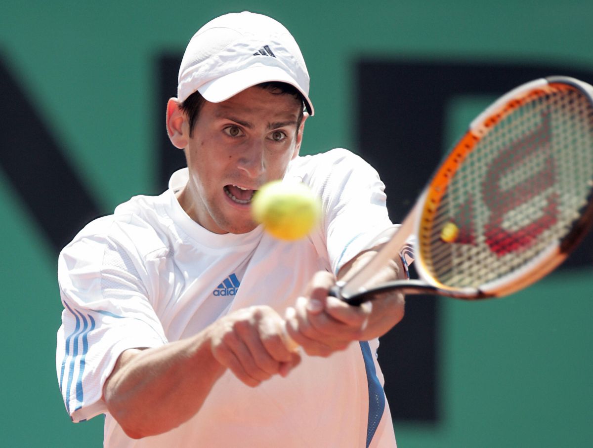 Djokovic durante su primer enfrentamiento contra Nadal en el 2006. Foto: AFP / Getty images.