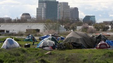 Fiscal de distrito demanda a la capital de California por el aumento de personas sin hogar