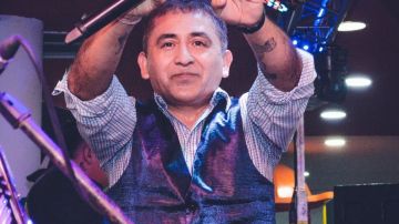Murió el cantante argentino Huguito Flores 'El Súper'
