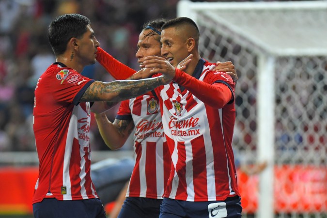 Las Chivas marchan en el tercer lugar de la Liga MX.