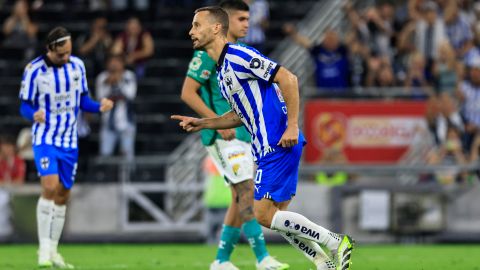 Sergio Canales con gol ante León.