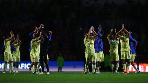 Jugadores del Club América tras humillar 4-0 a Chivas de Guadalajara en el Clásico Nacional de la Liga MX del Apertura 2023.