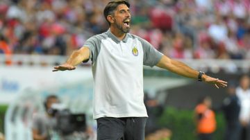 Veljko Paunovic, entrenador de las Chivas de Guadalajara.