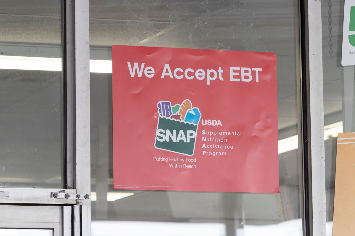 Up to $3,230 worth of SNAP food stamps will be sent next week: Who will receive them?