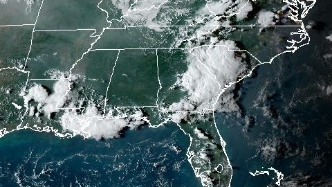El huracán Lee alcanza categoría 5; meteorólogos advierten que podría convertir en tormenta “monstruosa" de 180 mph