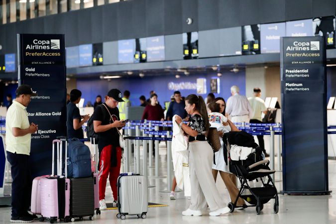 Panamá reforzará las medidas de control en sus aeropuertos para evitar el tráfico humano de inmigrantes.