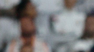 Minuto de silencio por los miles de muertos en Marruecos antes del Real Madrid vs. Real Sociedad.