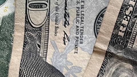 El peso mexicano ha perdido 0.50 centavos frente al dólar en los últimos tres días.