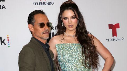 Nadia Ferreira y Marc Anthony en los Premios Billboard 2023.