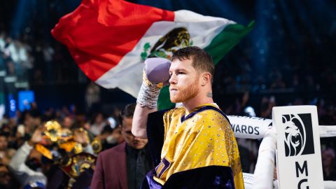 Saúl 'Canelo' Álvarez durante su pelea contra Jermell Charlo el 31 de septiembre de 2023.