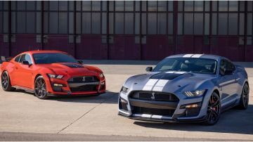 Ford Mustang Shelby GT500 2022 y Shelby GT500 Heritage Edition 2022