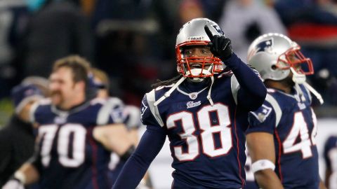 Sergio Brown durante un juego de los New England Patriots.