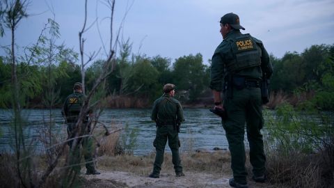 Biden construirá muro en Texas en la frontera con México, alerta organización ambiental