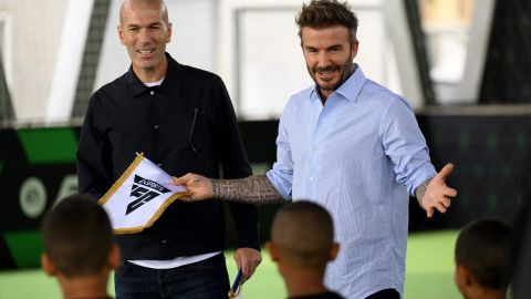 Los históricos Zinedine Zidane y David Beckham.