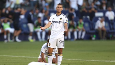 Dejan Joveljić, marcó un gol, pero no fue suficiente para mantener al Galaxy con vida en la temporada.