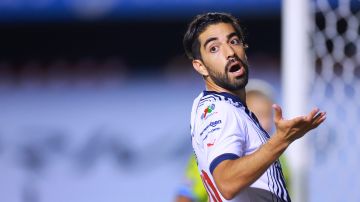 Miguel Pizarro ha tenido problemas para establecerse en el AEK Atenas a donde llegó desde la MLS.