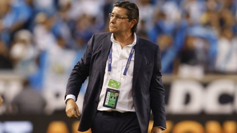 Luis Fernando Tena, DT de la selección de Guatemala.