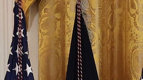 La Administración Biden avanza en su plan para reducir el costo del primer paquete de 10 medicamentos de uso común.