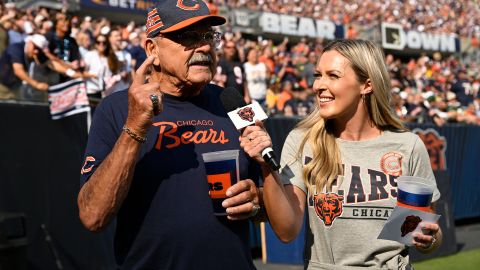 Dick Butkus, leyenda de los Chicago Bears, falleció a los 80 años.