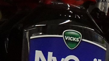 CVS anuncia retiro de algunos de los medicamentos más populares para el resfriado ante ineficacia