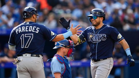 Los Rays de Tampa Bay se enfrentan a los Rangers de Texas.