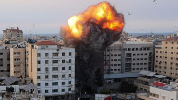 Los ataques de Israel en Gaza han sido aéreos, pero se sospecha de una embestida por tierra.