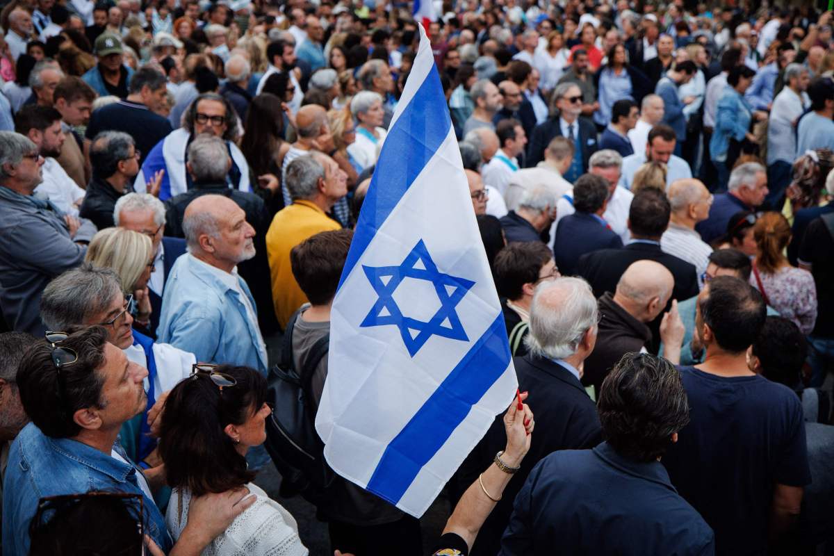 Simpatizantes de Israel y Palestina se enfrentan durante ...